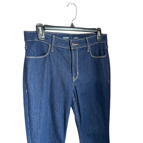 Old Navy Mid-Rise Wow Boot-Cut Jeans size 8 - Picture 2 of 5